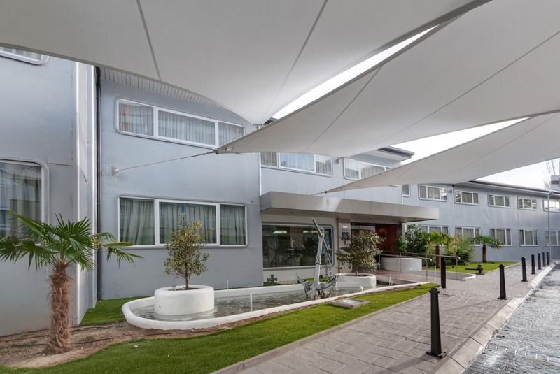 Sports Hotel Nayade Los Ángeles de San Rafael Eksteriør billede